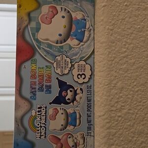 Hello Kitty And Friends 3 piece scented bath bomb Nwt